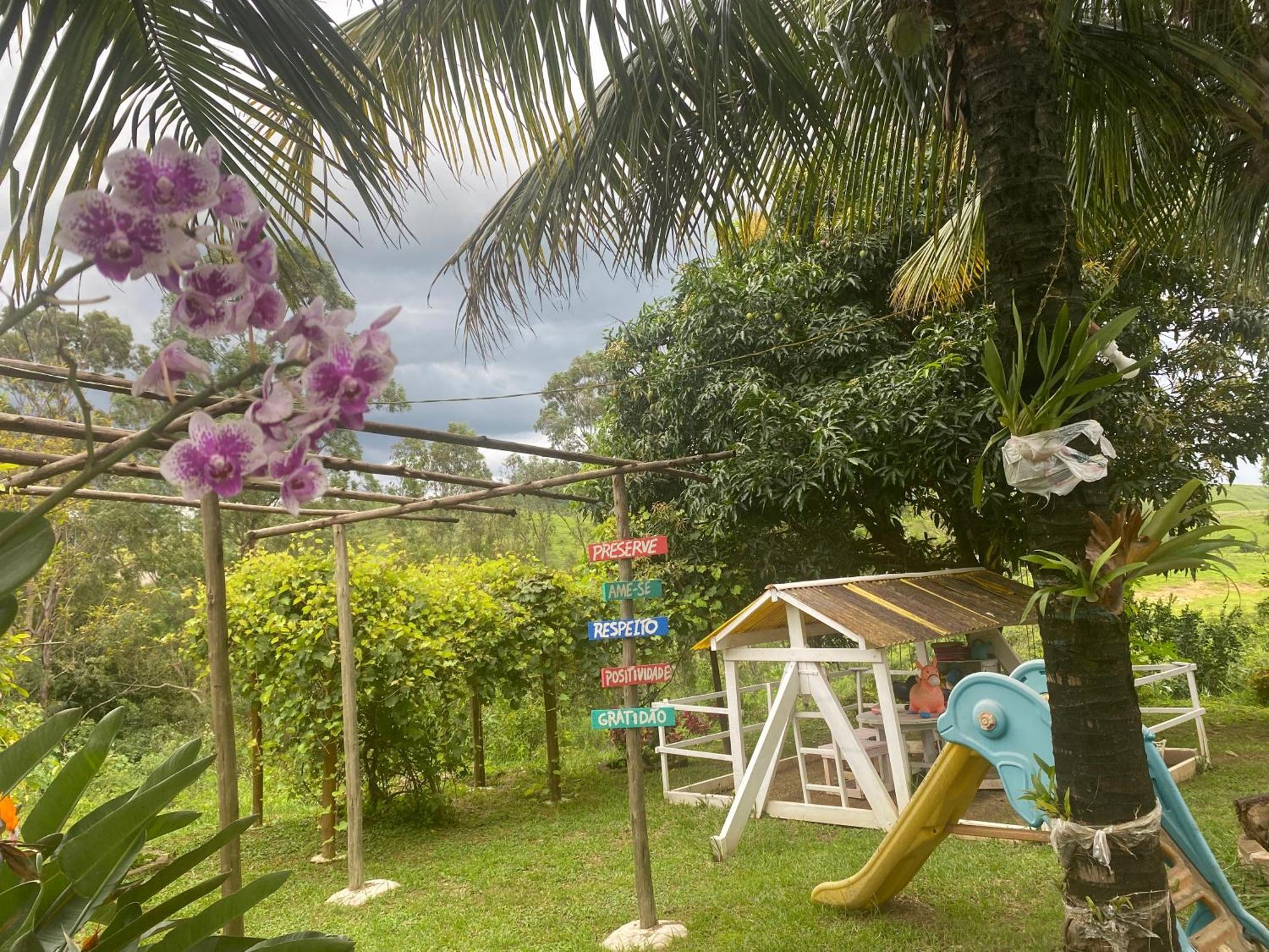 Recanto Das Orquideas Quatis Bagian luar foto
